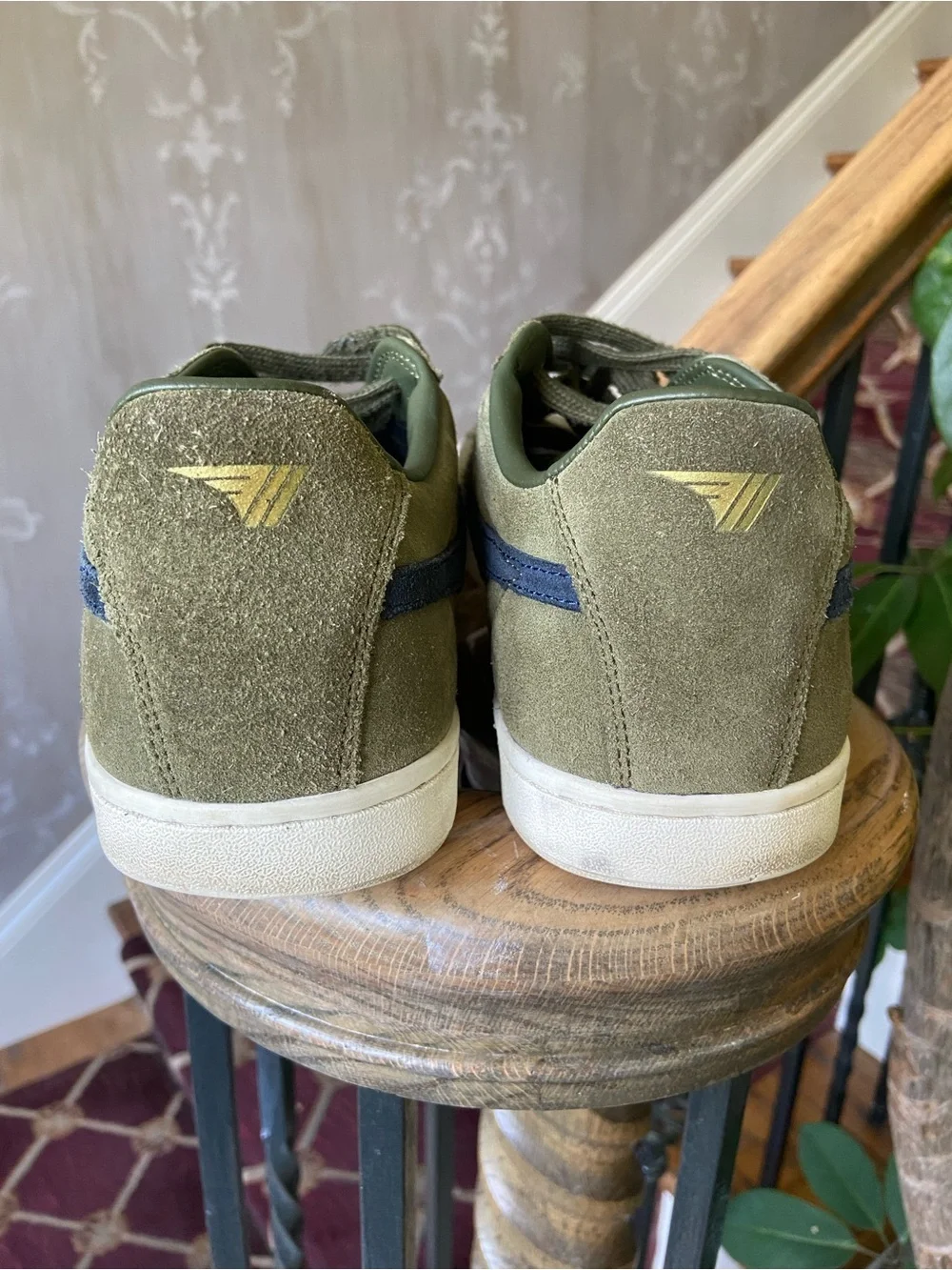 Gola Equipe Olive Green Suede Heritage Sneakers Men's Size 9 Leather Athletic